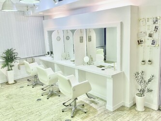 HAIR WORKS familiar | 千葉のヘアサロン HAIR WORKS familiar | 千葉のヘアサロン