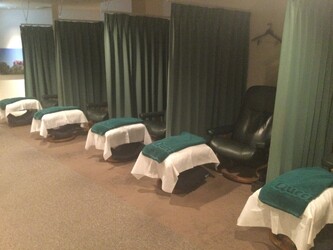 クイーンズウェイ ヤエチカ | 丸の内のリラクゼーション クイーンズウェイ ヤエチカ | 丸の内のリラクゼーション