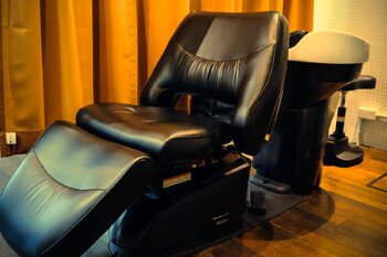 Brooch | 栄/矢場町のヘアサロン Brooch | 栄/矢場町のヘアサロン