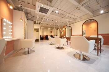 Spec Holder mimi | 藤井寺のヘアサロン Spec Holder mimi | 藤井寺のヘアサロン