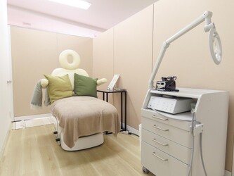 Lizera & Co. 御茶ノ水店 | 御茶ノ水のネイルサロン Lizera & Co. 御茶ノ水店 | 御茶ノ水のネイルサロン