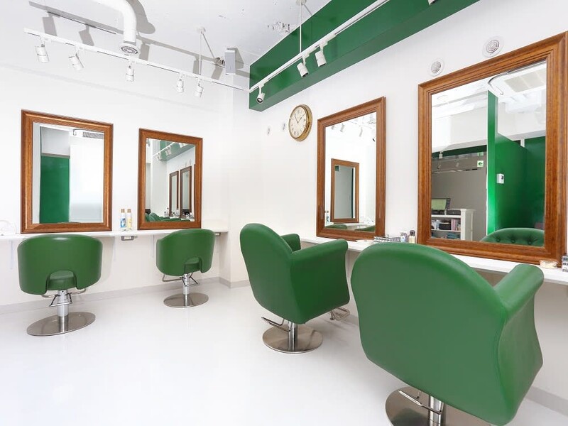 HAIR & MAKE STUDIO rapLus | 新宿のヘアサロン