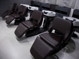 カラーリゾートAi 御徒町/仲御徒町/上野御徒町店 | 上野のヘアサロン カラーリゾートAi 御徒町/仲御徒町/上野御徒町店 | 上野のヘアサロン