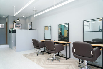 AUBE HAIR act 八女店【オーブ へアーアクト】 | 八女のヘアサロン AUBE HAIR act 八女店【オーブ へアーアクト】 | 八女のヘアサロン