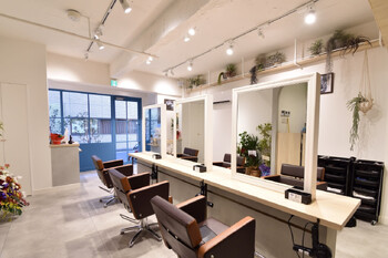 Infinity 新富町【インフィニティ】 | 銀座のヘアサロン Infinity 新富町【インフィニティ】 | 銀座のヘアサロン