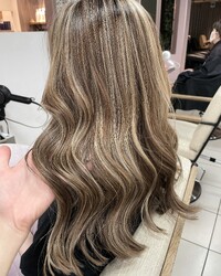 Figaro DOU DOU 新石切店 | 東大阪のヘアサロン Figaro DOU DOU 新石切店 | 東大阪のヘアサロン