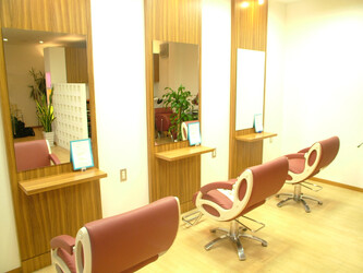 HAIR MAKE REVOEUX | 福山のヘアサロン HAIR MAKE REVOEUX | 福山のヘアサロン