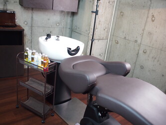 1+ Unplus | 市川のヘアサロン 1+ Unplus | 市川のヘアサロン