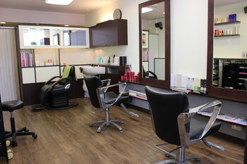 polish.custom-hair | 心斎橋のヘアサロン polish.custom-hair | 心斎橋のヘアサロン