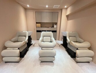 Rosa by artina 横浜店 | 横浜のヘアサロン Rosa by artina 横浜店 | 横浜のヘアサロン