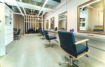 hairs BERRY 平尾店 | 高宮/大橋/井尻のヘアサロン