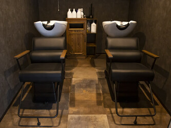 Vis ill 秋葉原店【ビス イル】 | 御茶ノ水のヘアサロン Vis ill 秋葉原店【ビス イル】 | 御茶ノ水のヘアサロン