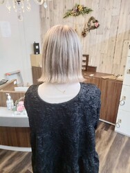 medel | 春日のヘアサロン