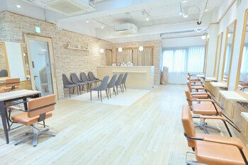 AROMA hair room 新宿店 【アロマ ヘアー ルーム】 | 新宿のヘアサロン AROMA hair room 新宿店 【アロマ ヘアー ルーム】 | 新宿のヘアサロン