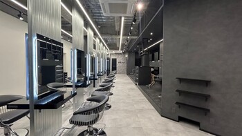 men's salon dot. tokyo 町田本店【メンズサロン ドット トウキョウ】 | 町田のヘアサロン men's salon dot. tokyo 町田本店【メンズサロン ドット トウキョウ】 | 町田のヘアサロン