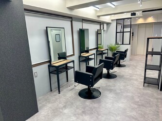 Men's hair salon First 三宮店【ファースト】 | 三宮のヘアサロン