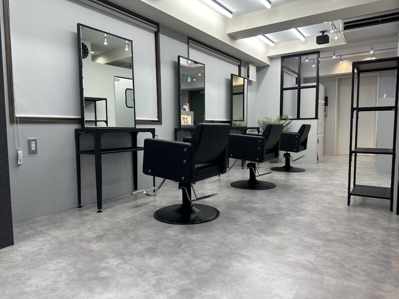 Men's hair salon First 三宮店【ファースト】 | 三宮のヘアサロン