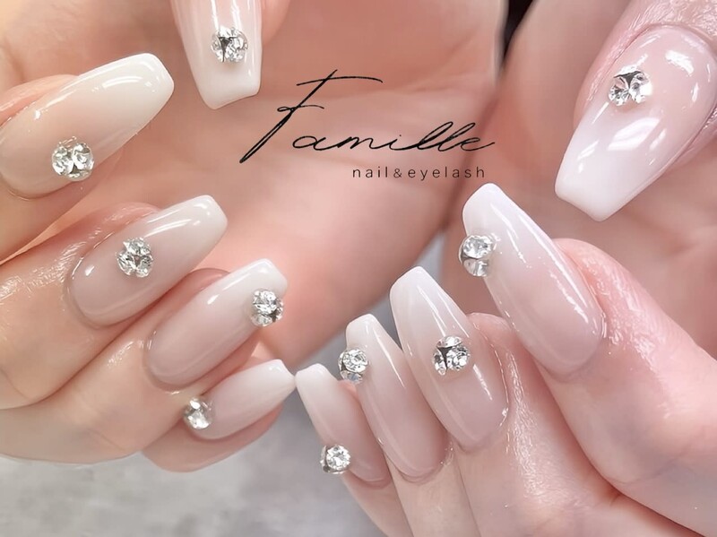 nail & eyelash Famille 新宿西口店 | 新宿のネイルサロン