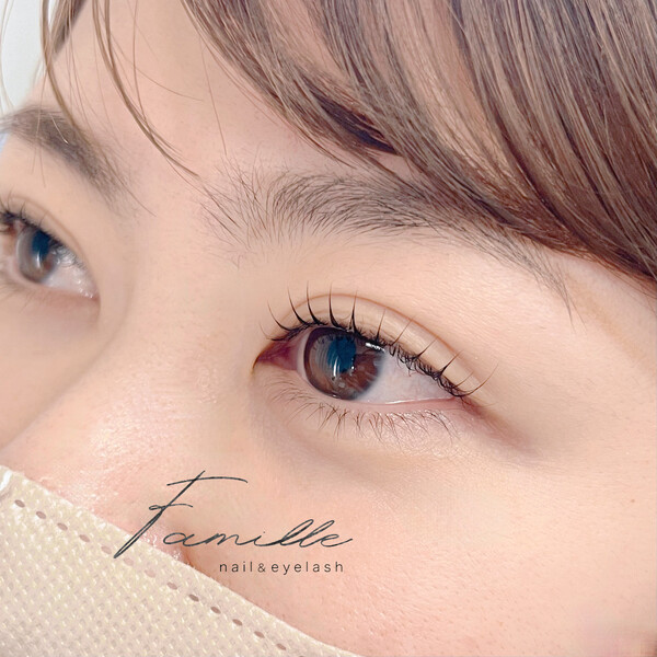 nail & eyelash Famille 新宿西口店 | 新宿のアイラッシュ