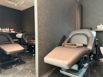 【全席個室】afrodite hair&treatment 心斎橋店 | 心斎橋のヘアサロン 【全席個室】afrodite hair&treatment 心斎橋店 | 心斎橋のヘアサロン