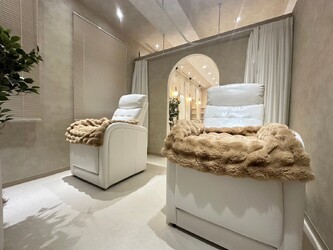 《韓国式まつげパーマ・眉毛・マツエク専門店》 Zina 天神【ジーナ】 | 天神/大名のアイラッシュ 《韓国式まつげパーマ・眉毛・マツエク専門店》 Zina 天神【ジーナ】 | 天神/大名のアイラッシュ