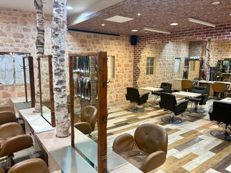 GORILLA BISCUITS | 桜木町のヘアサロン GORILLA BISCUITS | 桜木町のヘアサロン