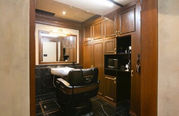 Dorcus 上野店 <理容室>/バーバー/メンズパーマ【ドルクス】 | 上野のヘアサロン Dorcus 上野店 <理容室>/バーバー/メンズパーマ【ドルクス】 | 上野のヘアサロン