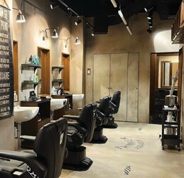 Dorcus 上野店 <理容室>/バーバー/メンズパーマ【ドルクス】 | 上野のヘアサロン Dorcus 上野店 <理容室>/バーバー/メンズパーマ【ドルクス】 | 上野のヘアサロン