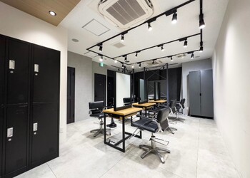 Smith 秋葉原【スミス アキハバラ】 | 御茶ノ水のヘアサロン Smith 秋葉原【スミス アキハバラ】 | 御茶ノ水のヘアサロン