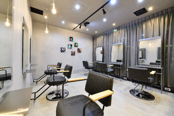 SOURCE 枚方 | 枚方のヘアサロン SOURCE 枚方 | 枚方のヘアサロン