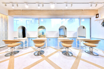 Lond strada 心斎橋 | 心斎橋のヘアサロン Lond strada 心斎橋 | 心斎橋のヘアサロン