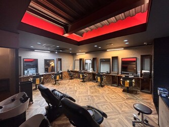 BARBER THE BLOODS 姫路 | 姫路のヘアサロン BARBER THE BLOODS 姫路 | 姫路のヘアサロン