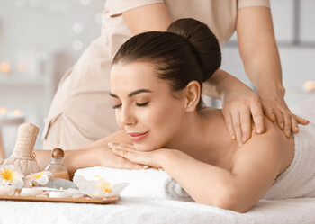 サワディー タイ古式マッサージ | 本八幡のリラクゼーション サワディー タイ古式マッサージ | 本八幡のリラクゼーション