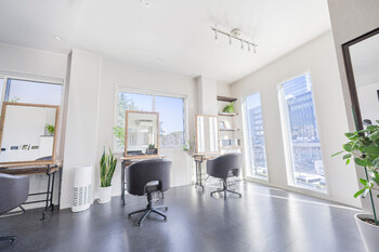 Sumika | 代々木のヘアサロン Sumika | 代々木のヘアサロン