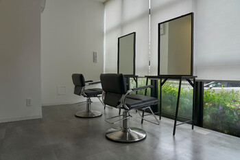 Lsurii 横浜店【ルスリー ヨコハマテン】 | 横浜のヘアサロン Lsurii 横浜店【ルスリー ヨコハマテン】 | 横浜のヘアサロン