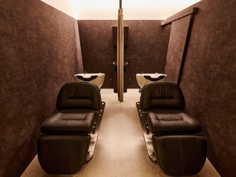 ヘアメディカルサロン大阪梅田 完全個室・髪質改善 | 梅田のヘアサロン ヘアメディカルサロン大阪梅田 完全個室・髪質改善 | 梅田のヘアサロン