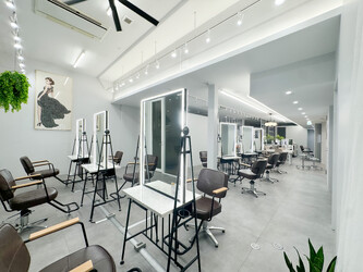 PLATINA【プラチナ】 | 表参道のヘアサロン PLATINA【プラチナ】 | 表参道のヘアサロン