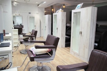 a Gland 梅田本店 | 梅田のヘアサロン a Gland 梅田本店 | 梅田のヘアサロン