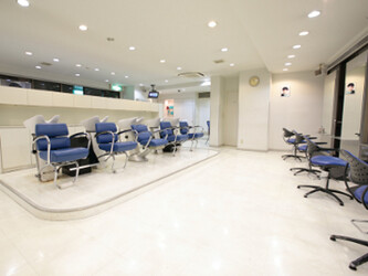 TONI&GUY NAGOYA | 栄/矢場町のヘアサロン TONI&GUY NAGOYA | 栄/矢場町のヘアサロン