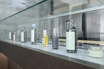 miel hair新宿 ケアブリーチ 髪質改善 スパ | 新宿のヘアサロン miel hair新宿 ケアブリーチ 髪質改善 スパ | 新宿のヘアサロン