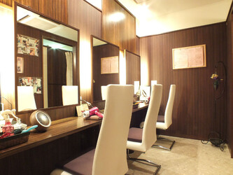 【痩身専門サロン】インドエステ・アル 広島店(八丁堀交差点) | 八丁堀/白島/牛田のエステサロン 【痩身専門サロン】インドエステ・アル 広島店(八丁堀交差点) | 八丁堀/白島/牛田のエステサロン