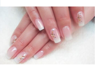 Nail and Eyelash BLUE BEE | 豊岡のネイルサロン Nail and Eyelash BLUE BEE | 豊岡のネイルサロン