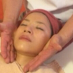 小顔の専門店 白石美容矯正サロン | 池袋のエステサロン 小顔の専門店 白石美容矯正サロン | 池袋のエステサロン