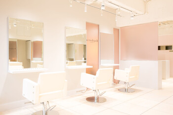 Euphoria 新宿店【ユーフォリア シンジュクテン】 | 新宿のヘアサロン Euphoria 新宿店【ユーフォリア シンジュクテン】 | 新宿のヘアサロン