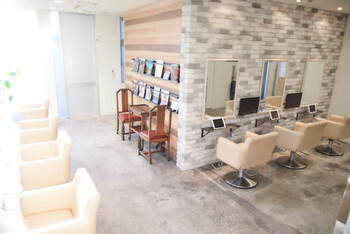 Liun 青山店 | 表参道のヘアサロン Liun 青山店 | 表参道のヘアサロン