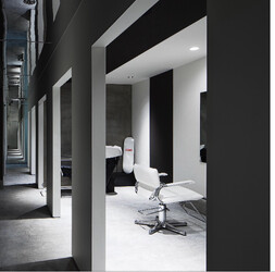 Sark | 立川のヘアサロン Sark | 立川のヘアサロン