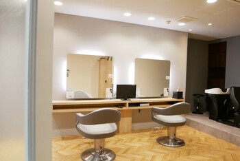 HAIR & MAKE EARTH 調布店 | 調布のヘアサロン HAIR & MAKE EARTH 調布店 | 調布のヘアサロン