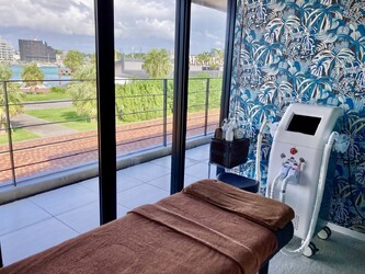 Lab美×長寿 本店 脱毛・水素・光フェイシャルSalon | 北谷のエステサロン Lab美×長寿 本店 脱毛・水素・光フェイシャルSalon | 北谷のエステサロン