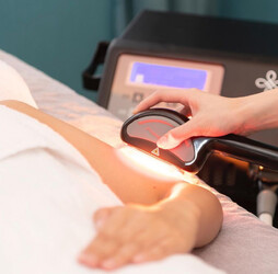 シュガーリング&ブラジリアンワックス脱毛Lamina札幌 | 札幌駅周辺のエステサロン シュガーリング&ブラジリアンワックス脱毛Lamina札幌 | 札幌駅周辺のエステサロン