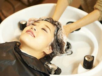 眉毛とまつげとヘアサロン 美容室 綿帽子 瀬戸店(ヘア予約) | 瀬戸のヘアサロン 眉毛とまつげとヘアサロン 美容室 綿帽子 瀬戸店(ヘア予約) | 瀬戸のヘアサロン